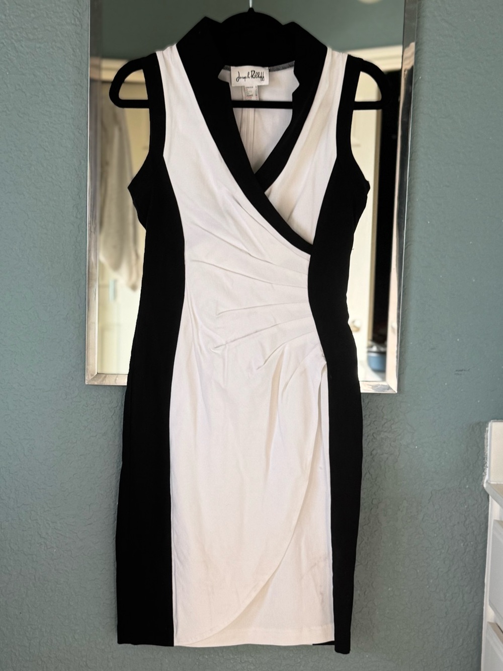 Joseph Ribkoff Midi Stretch Black and White Sleeveless Wrap Sheath Dress Size 6